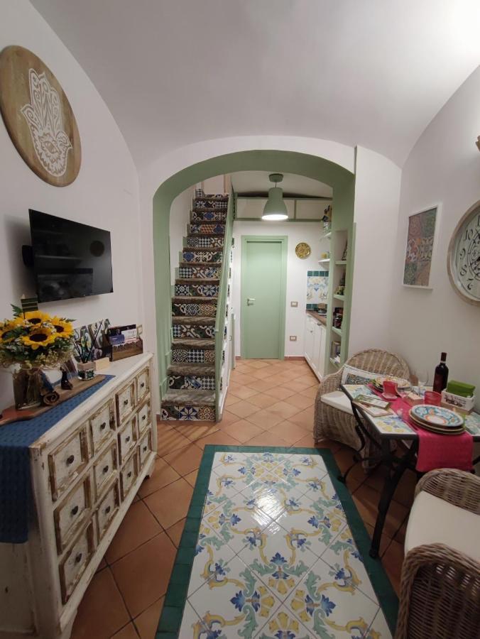 Апартаменты Il Sogno Di Matteo Неаполь Экстерьер фото